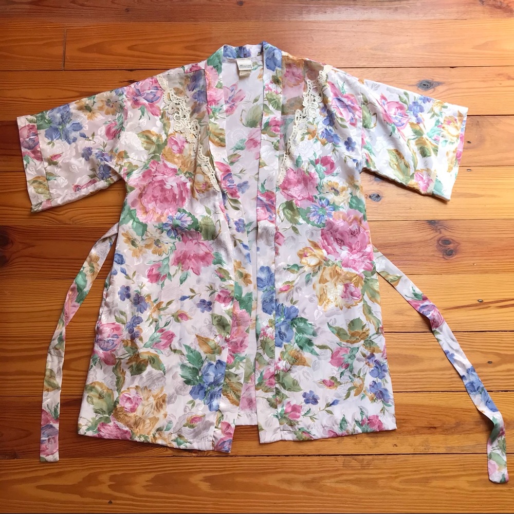 MaryAnn’s Boutique Floral Cream Vintage Multi-Color Robe, EUC, L - Picture 8 of 16